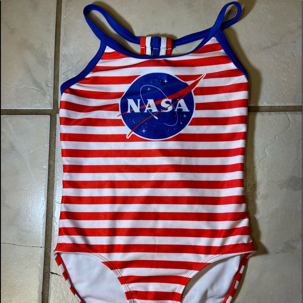 Little Girls Swimsuit (M 7-8)
